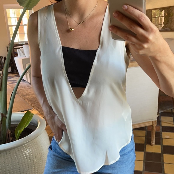 Black and white BCBG Generation blouse size S - Picture 2 of 6